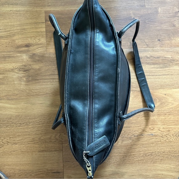 Coach Leather Black Tote Bag Zippered with Pockets - Picture 9 of 16